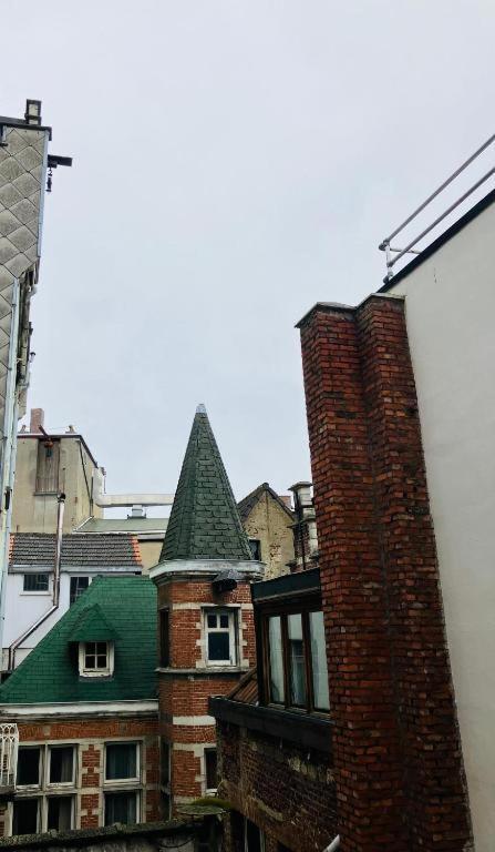Bnb Hotel Suikernest Antwerpen Exterior foto